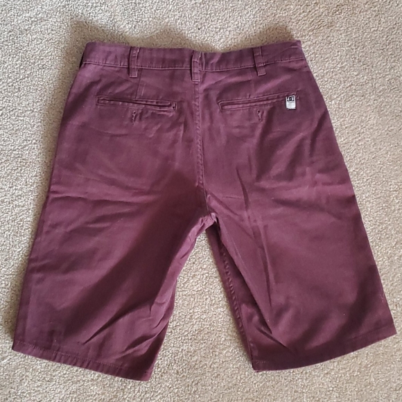Mens shorts size 30 DC - Picture 3 of 3